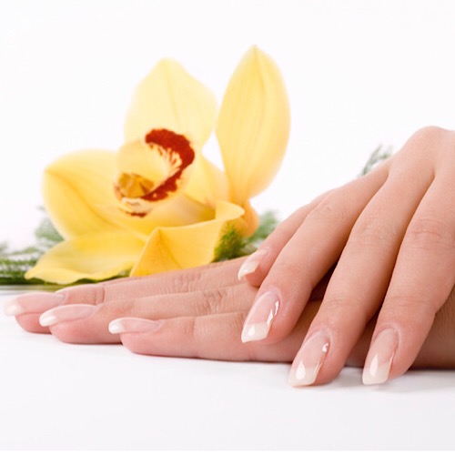 NIRVANA NAILS & SPA - manicure